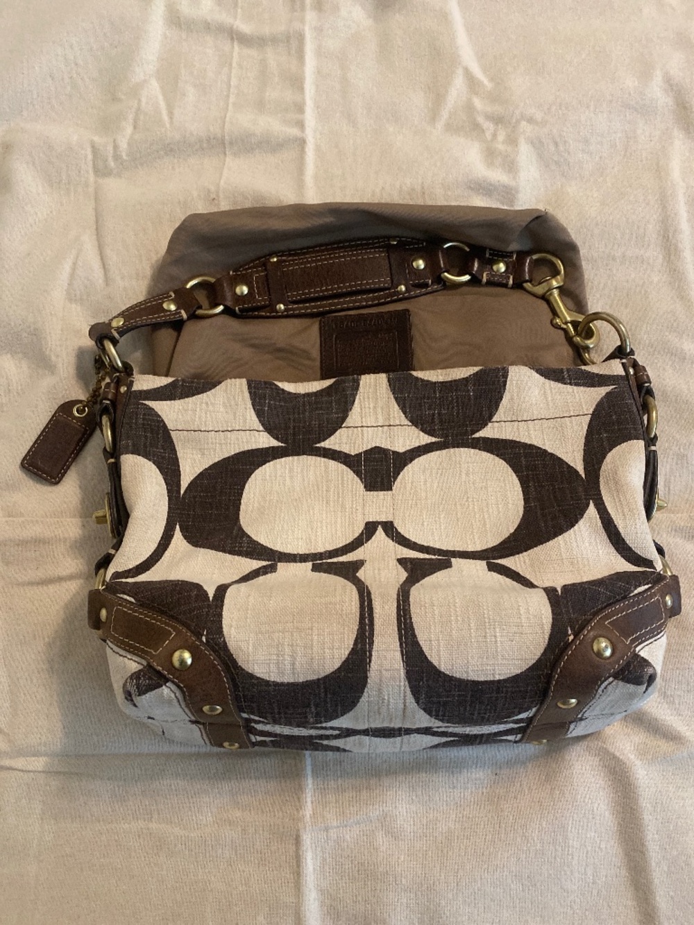 Authentic Coach Signature Carly Medium Shoulder Bag – Style 10794 (A0773)